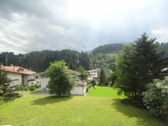 Appartementhaus Bad Salve ฮอพฟ์การ์เทน อิม บริกเซนทัล ภายนอก รูปภาพ